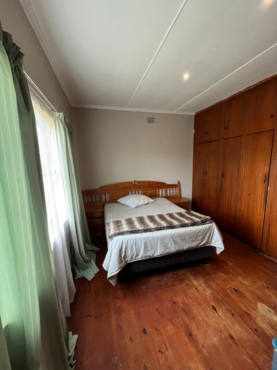 To Let 3 Bedroom Property for Rent in Bothasrus Eastern Cape